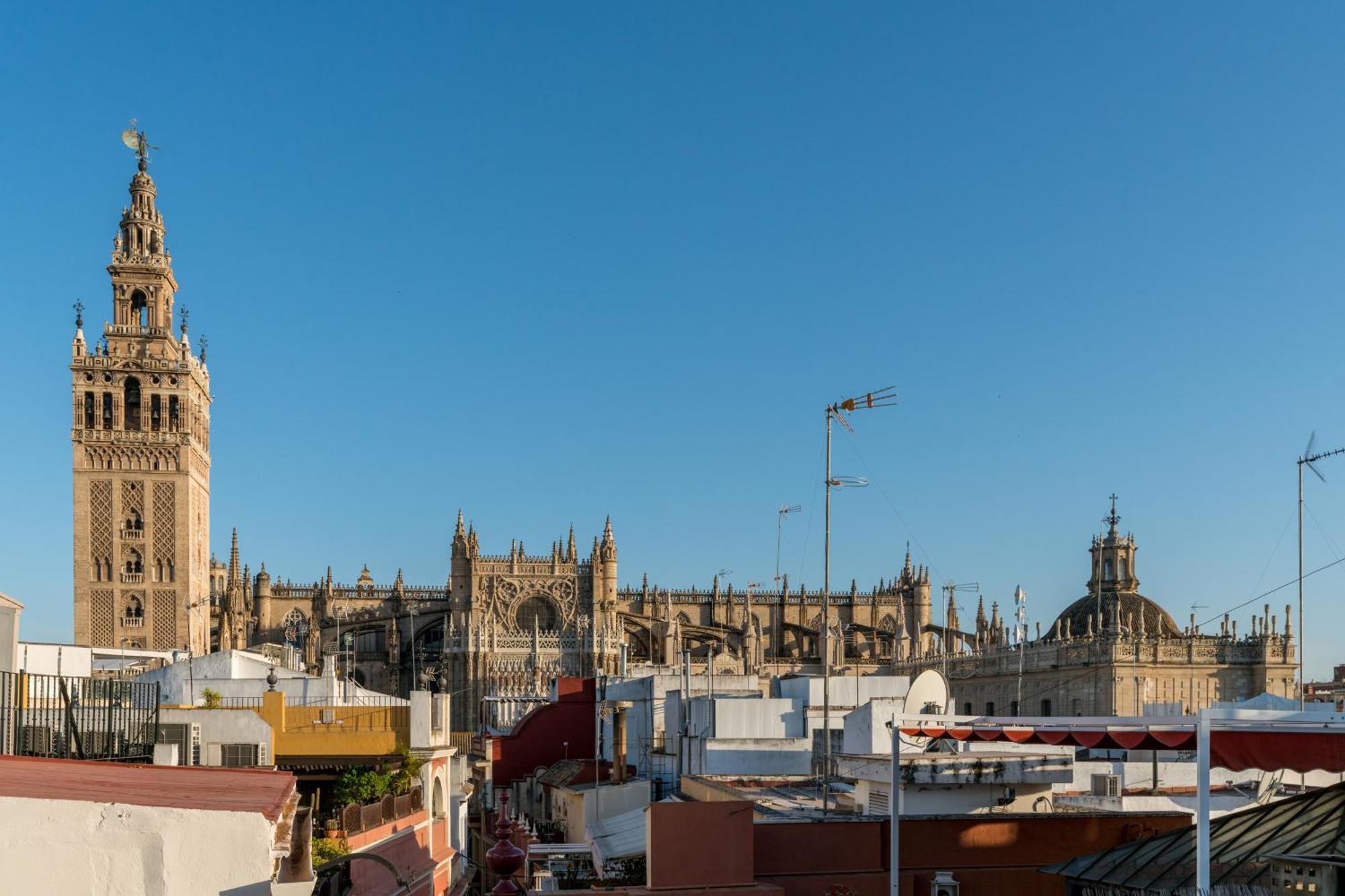 Numa I Alegre Apartments Seville Exterior photo